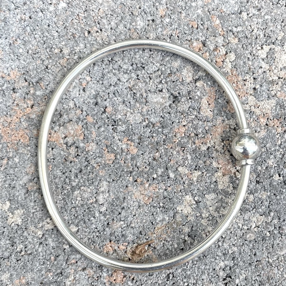 Original Cape Cod 7” sterling silver bracelet. Pre-owned. For men or women.